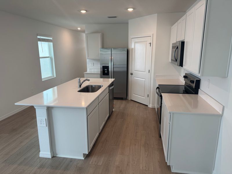 Beautiful Brand New 4 Bed 2 Bath Home In Woodcreek property image