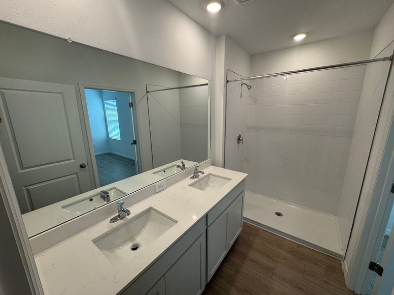 Beautiful Brand New 4 Bed 2 Bath Home In Woodcreek property image
