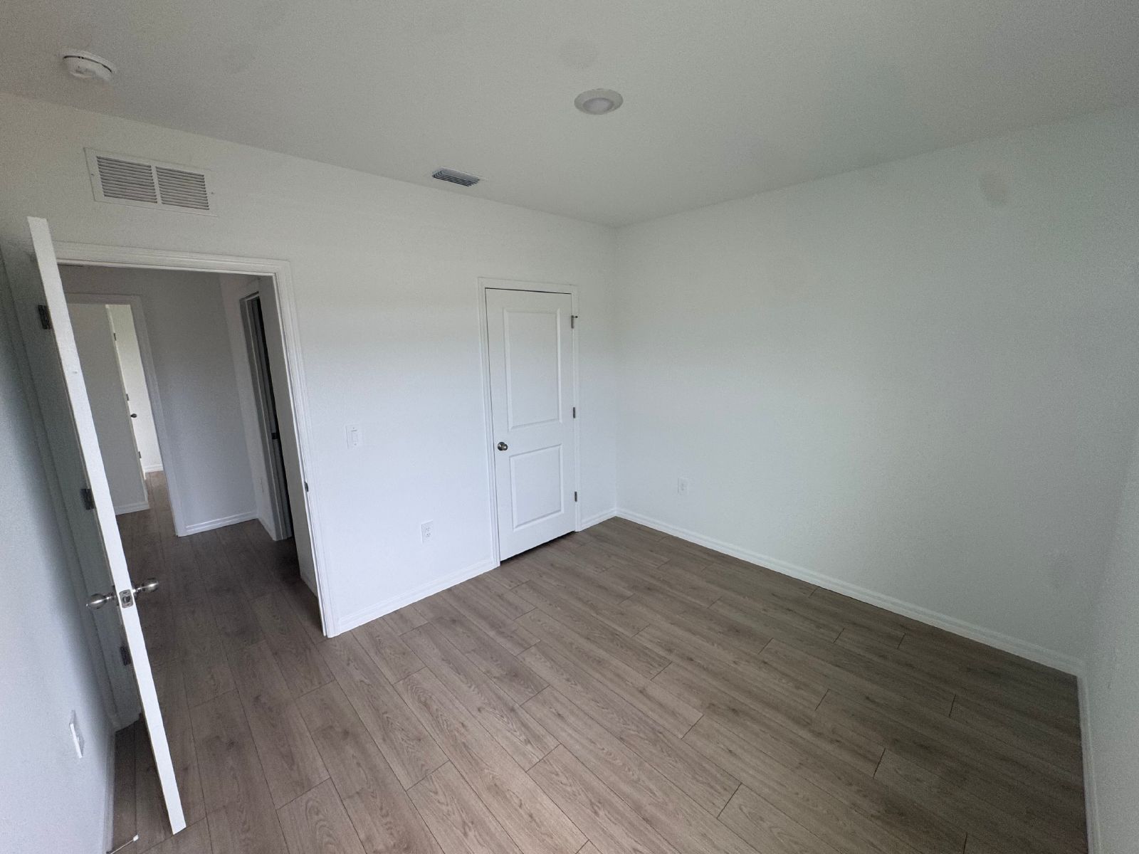 Beautiful Brand New 4 Bed 2 Bath Home In Woodcreek property image