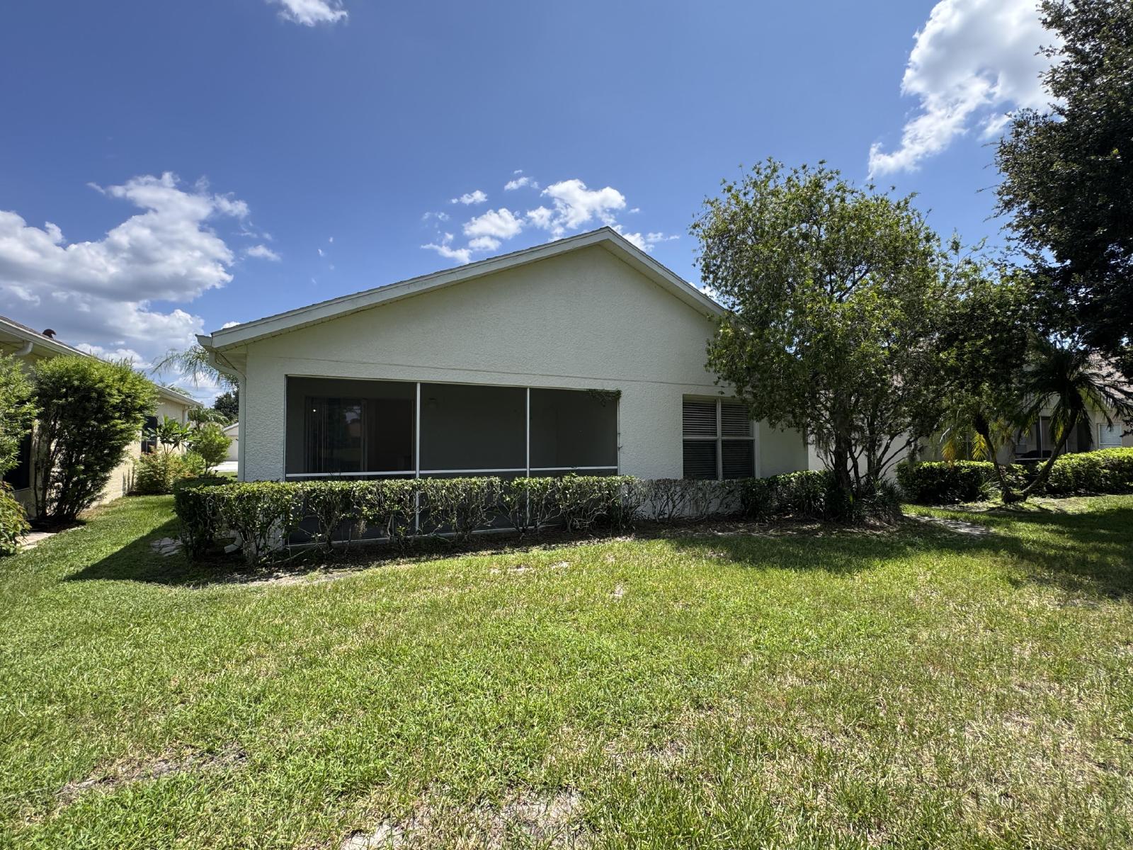 2/2 With Den In Plantation Palms Villas property image