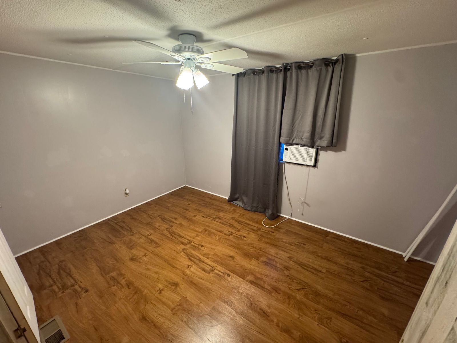 Cute And Cozy 2 Bed 2 Bath Mobile Home property image