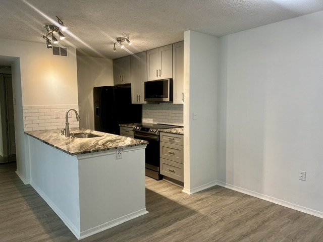 4107 CHATHAM OAK UNIT 312, TAMPA FL 33624 property image