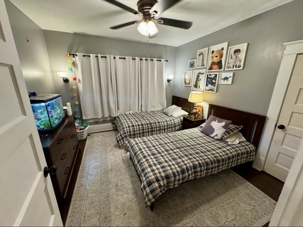 Historic Uptown St. Pete Charm | 4BR/2BA | Lawn Care Inc property image