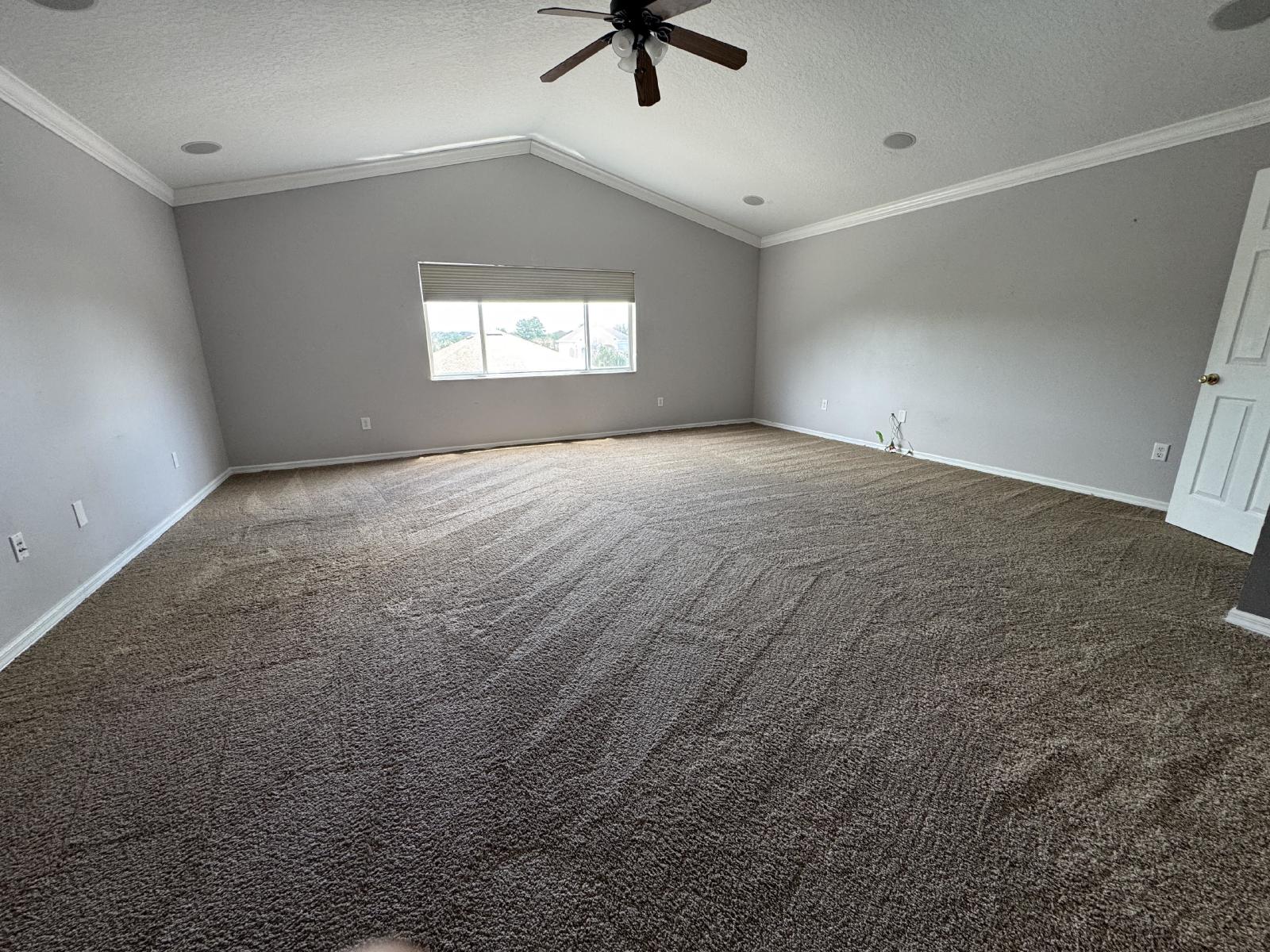 Beautiful 4Bed 3Bath, Office, And Loft  Pool Home In Gated Community property image