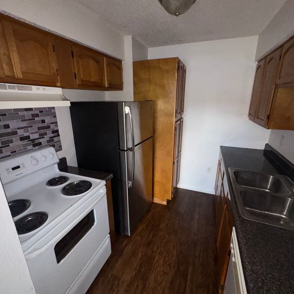 Cute And Spacious 2 Bedroom 1 Bath Condo In Spring Hill property image