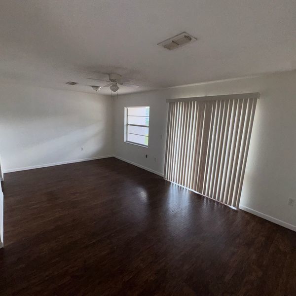 Cute And Spacious 2 Bedroom 1 Bath Condo In Spring Hill property image