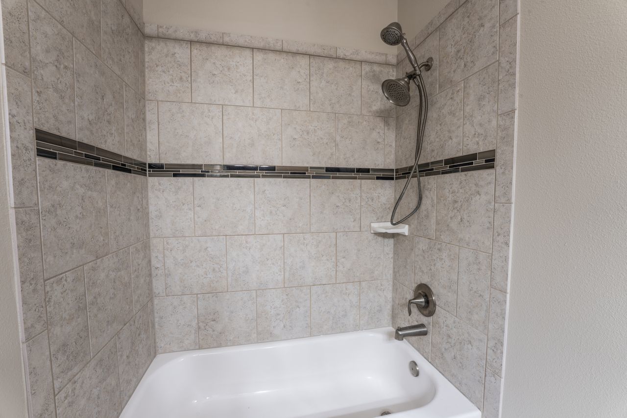 Five Bedroom, Four Bath Pool Home in Connerton property image