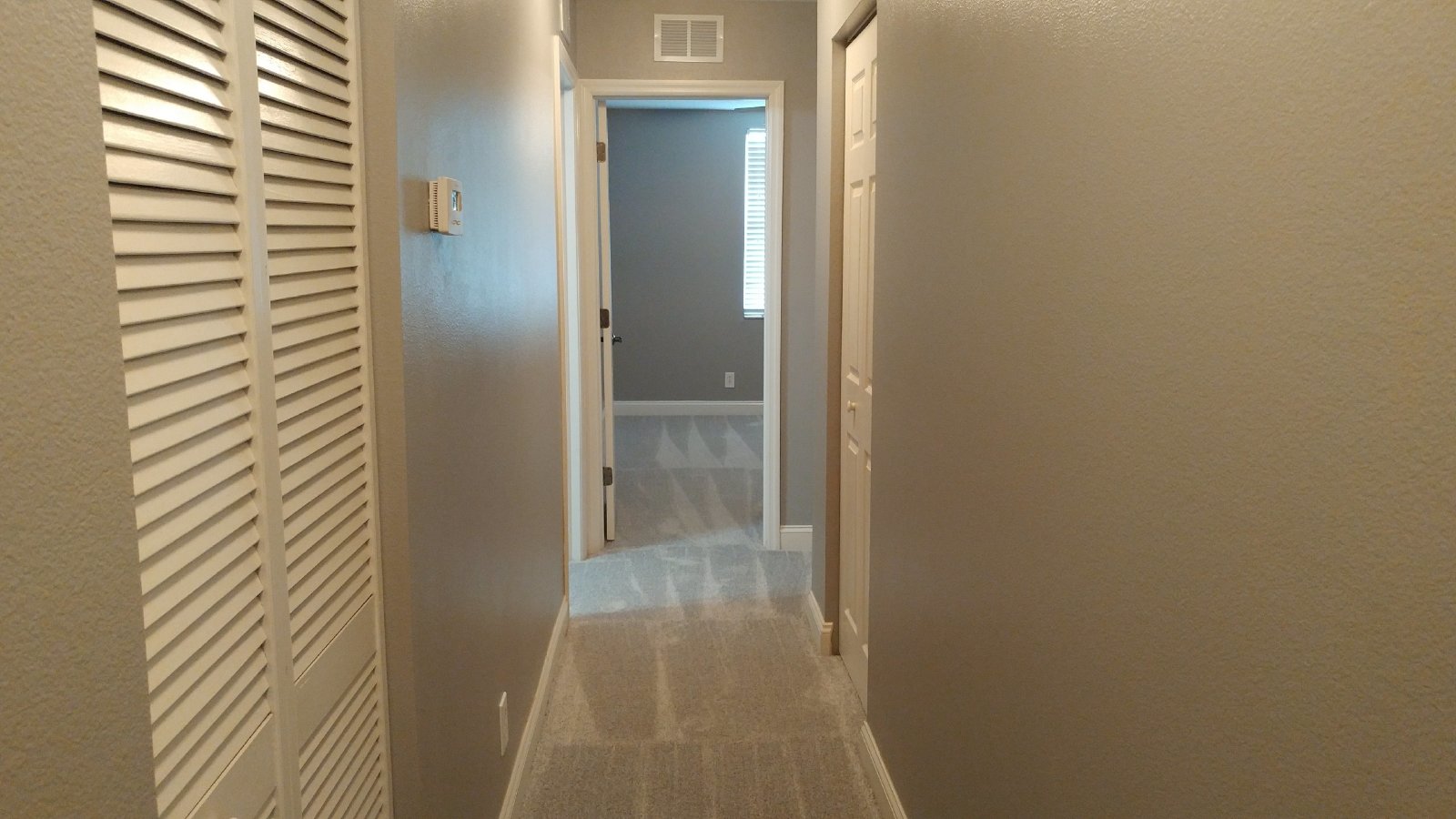 Luxurious Townhome In St. Charles Place - Riverview property image