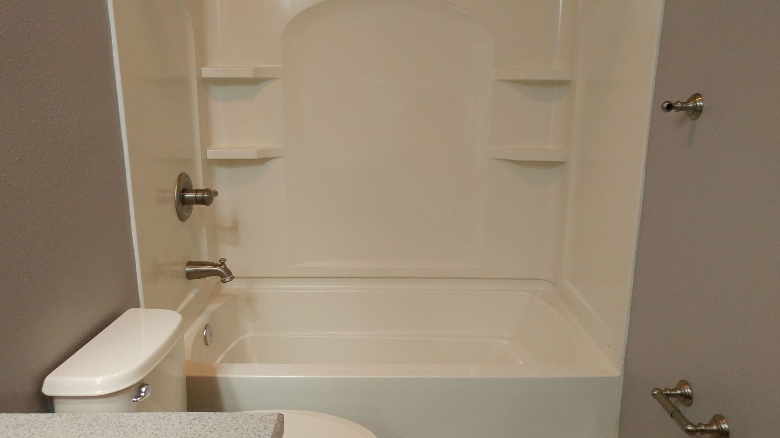 Luxurious Townhome In St. Charles Place - Riverview property image