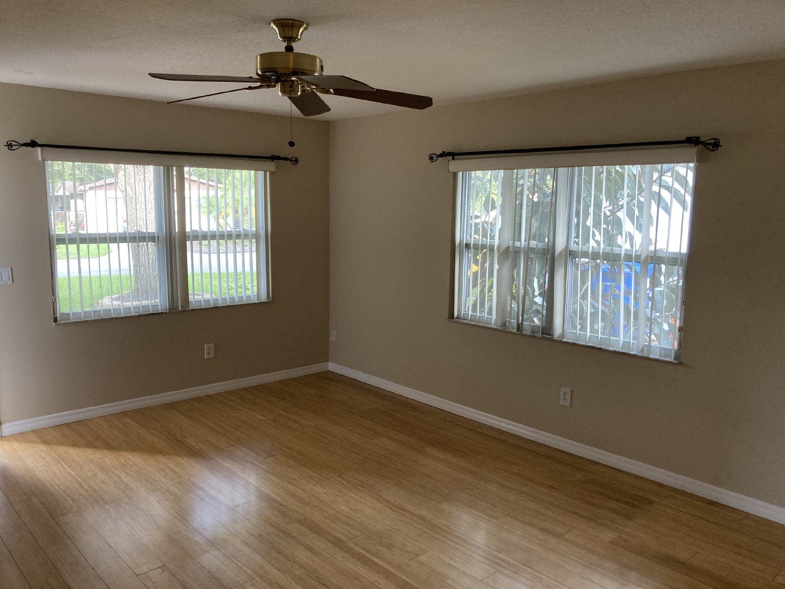 Adorable 2/2/2 In Floral Villa Park property image