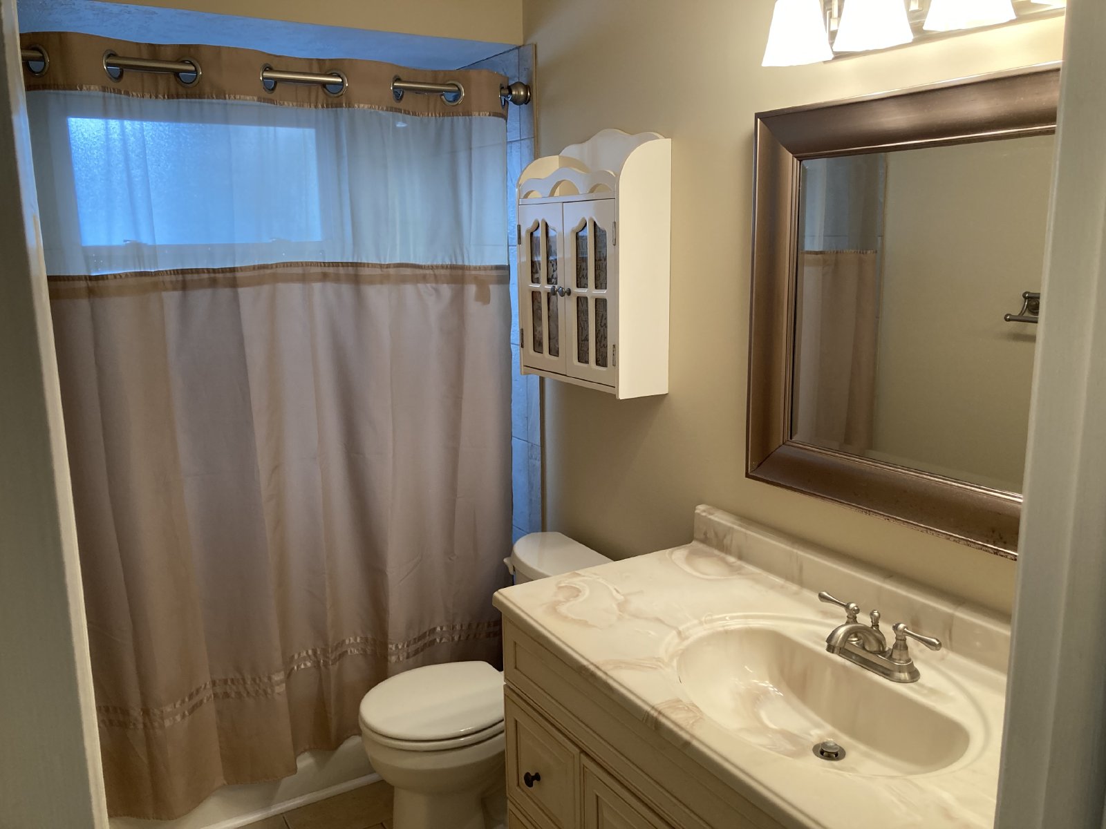 Adorable 2/2/2 In Floral Villa Park property image