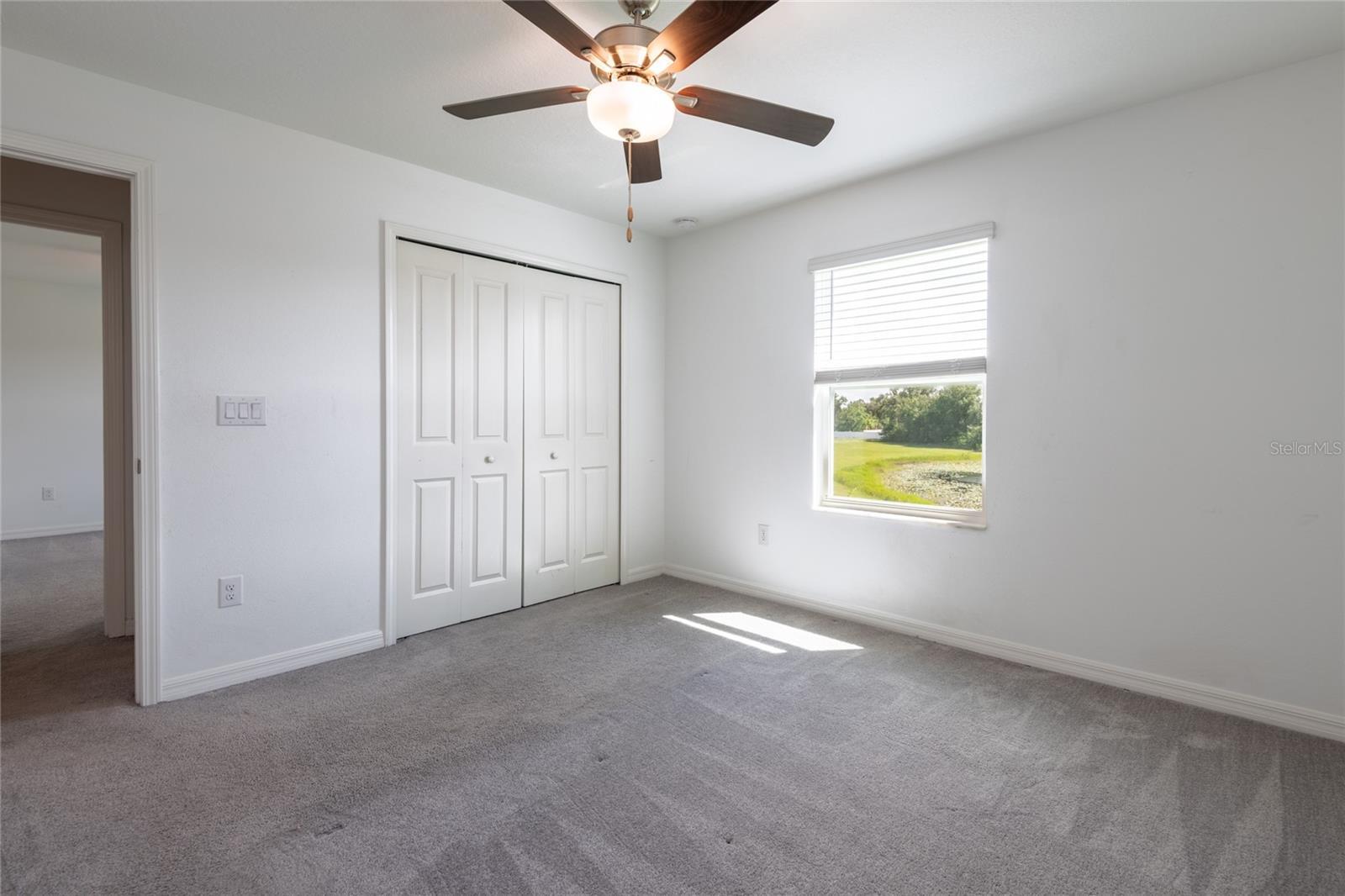 beautifully maintained 4-bedroom, 3-bathroom townhome in Land O Lakes! property image