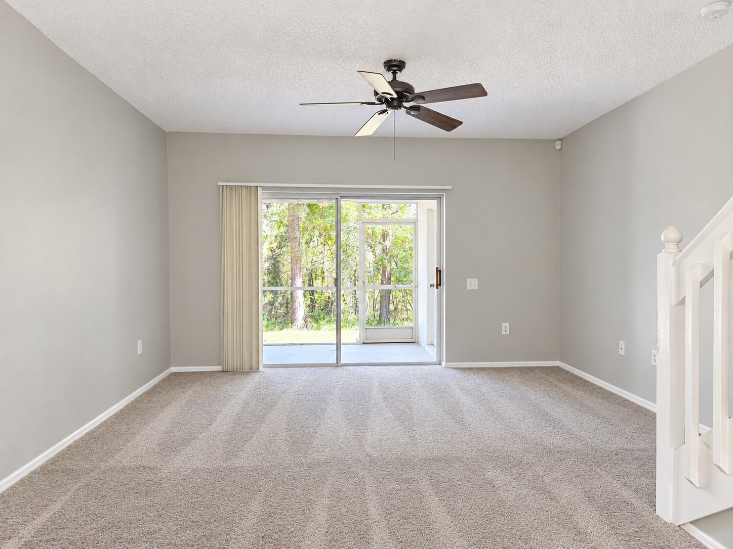 Immaculate 2 Bedroom 1.5 Bath Townhome In New Tampa! property image