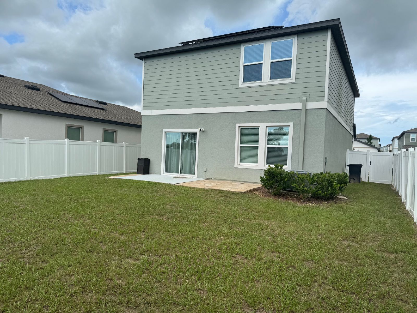 Beautiful 3 bedroom 2.5 bath home in Dade City with fenced yard! property image