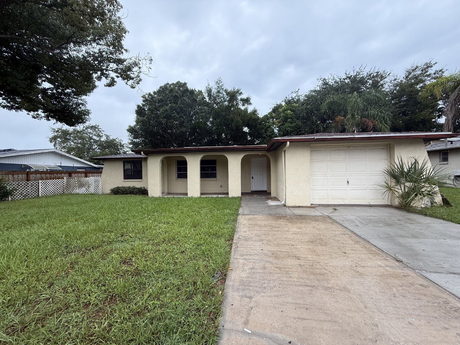 4 Bedroom, 2 Bathroom property image