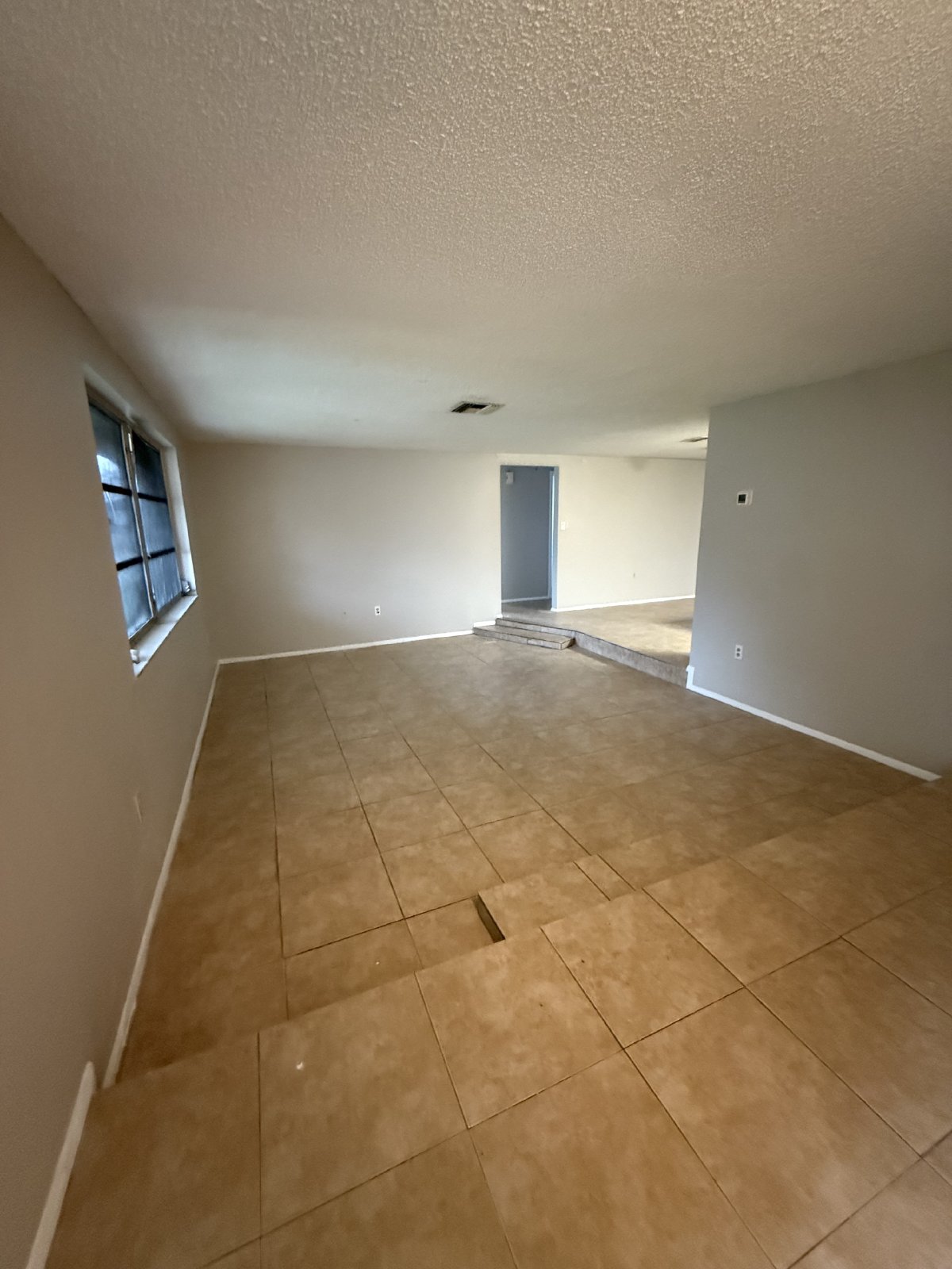 4 Bedroom, 2 Bathroom property image