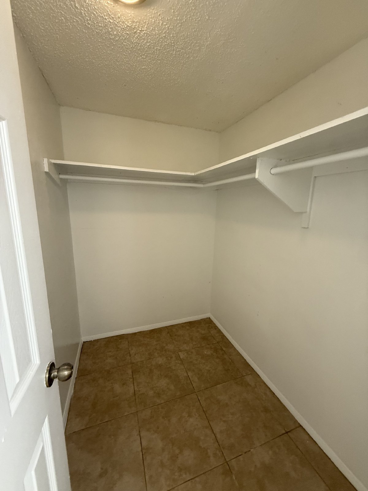 4 Bedroom, 2 Bathroom property image