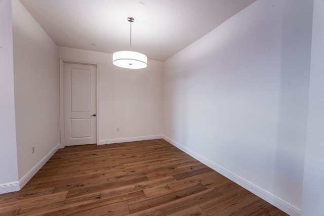 Newer 2/2 Condo In Downtown St Petersburg! property image