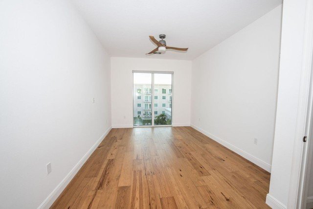 Newer 2/2 Condo In Downtown St Petersburg! property image