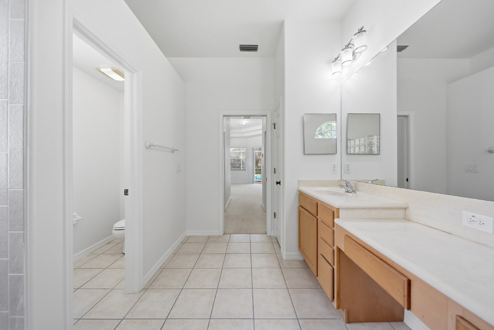 Spacious New Tampa Pool Home in Gated West Meadows property image