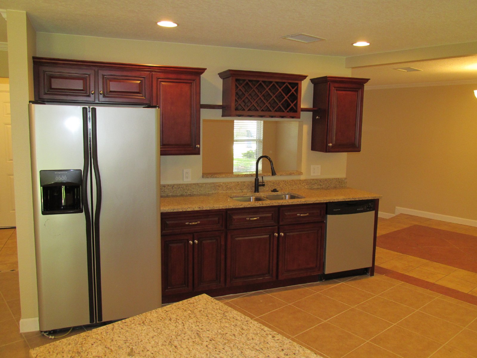 Like New!  Great location! property image