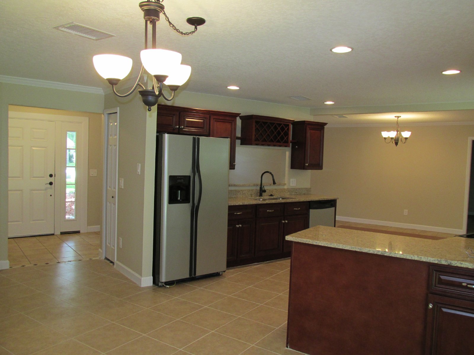 Like New!  Great location! property image
