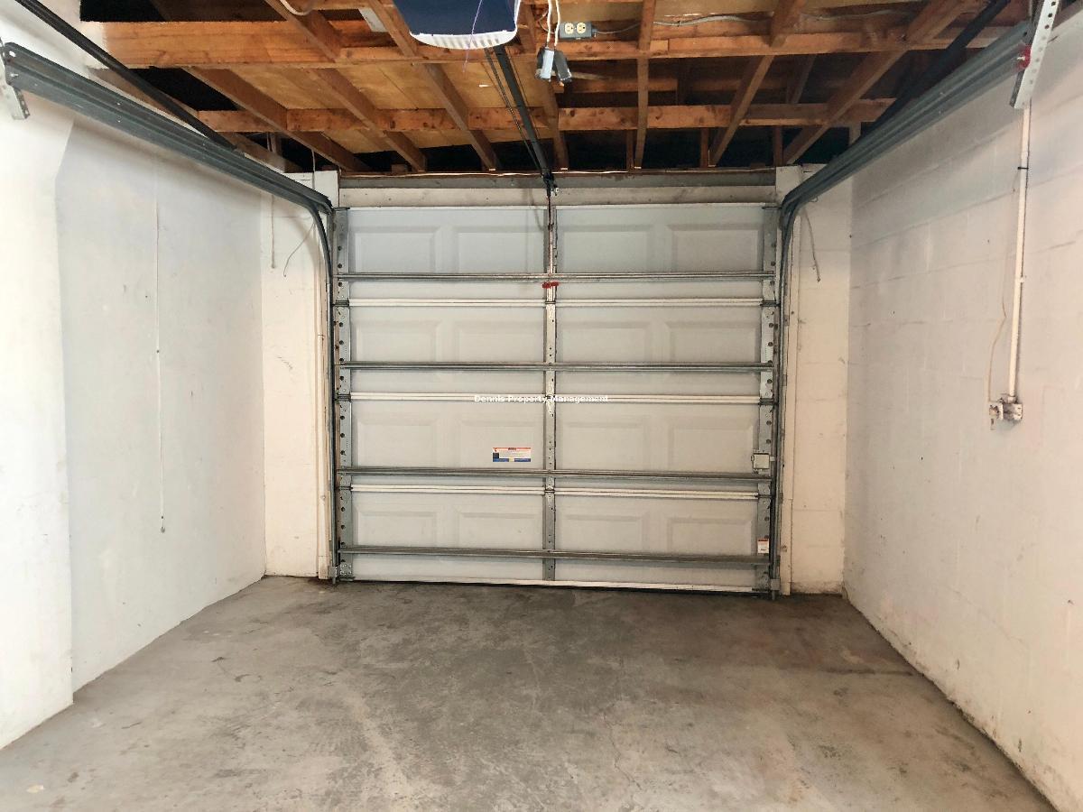 Affordable 3 Bed, 1 Bath, Fenced Backyard! property image