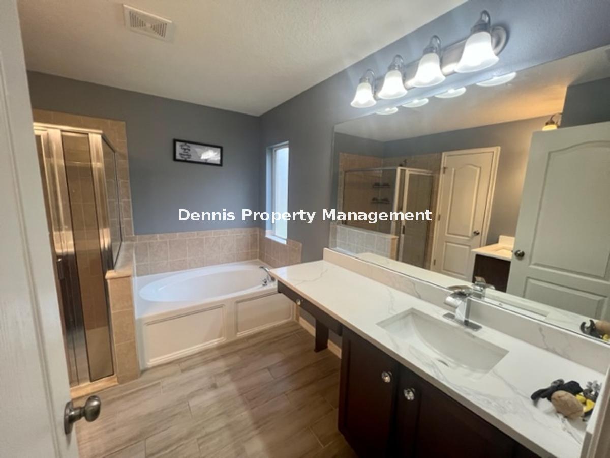 Gorgeous Home With Open Floor Plan Available September property image