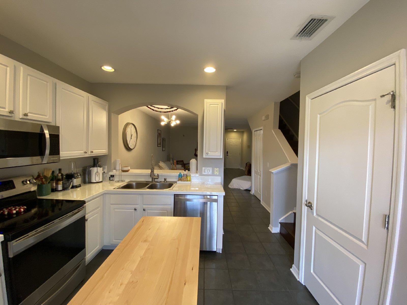 Gorgeous 3 Bed 2.5 Bath Odessa Townhouse property image