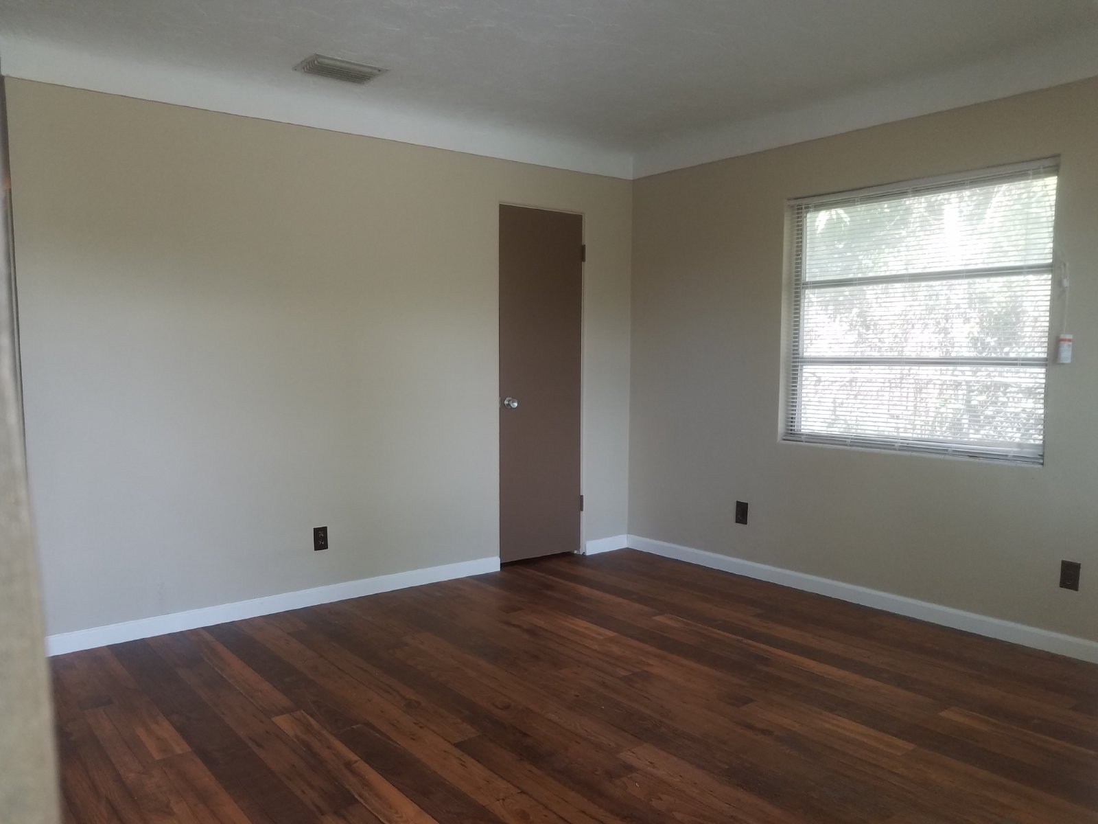 4 Bedroom 2 Bath property image