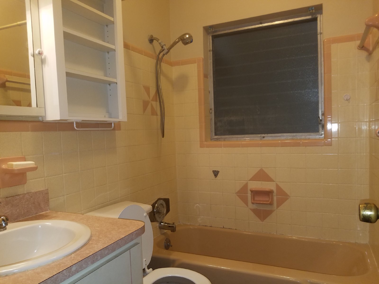 4 Bedroom 2 Bath property image