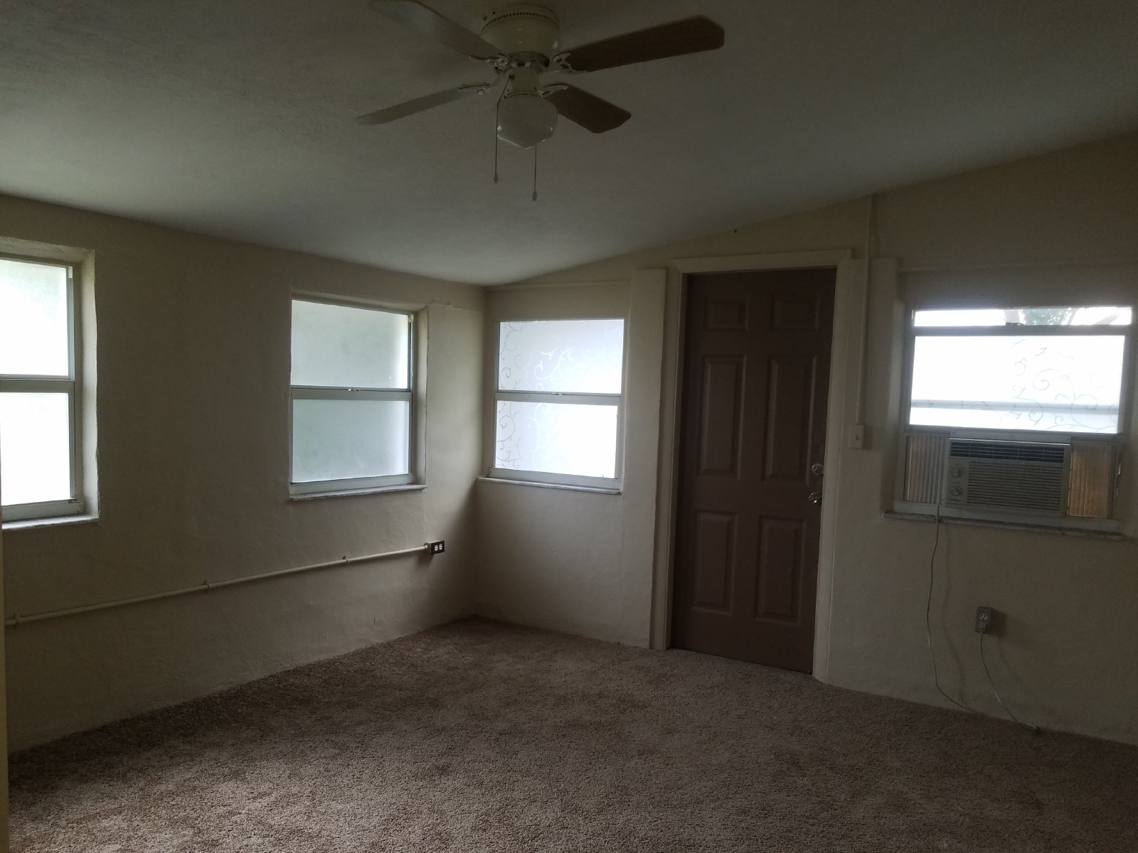 4 Bedroom 2 Bath property image