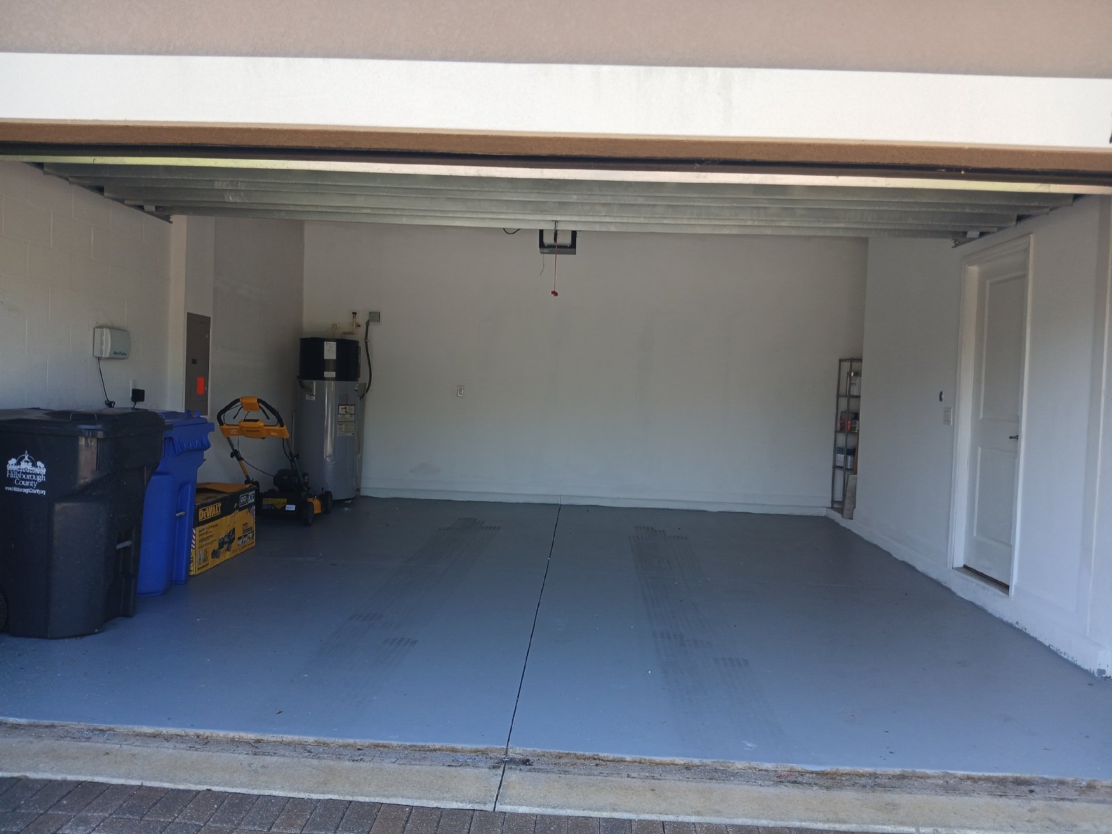 Captivating 3/2/2 Retreat In Belmont property image