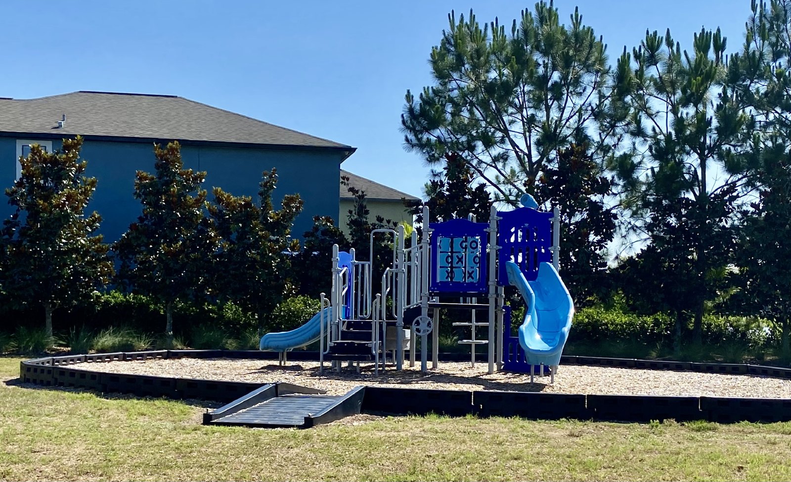 Captivating 3/2/2 Retreat In Belmont property image